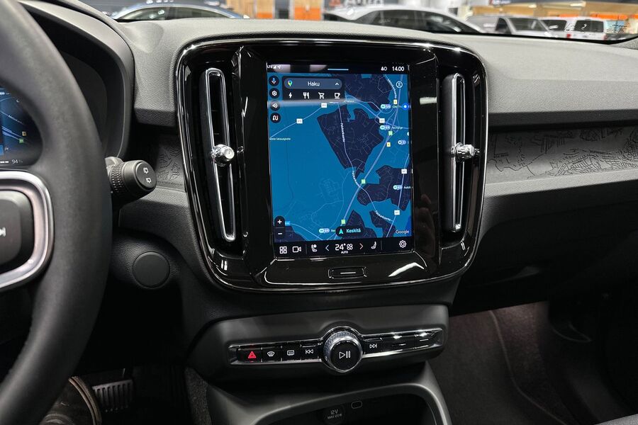 Volvo EX40 vaihtoauto