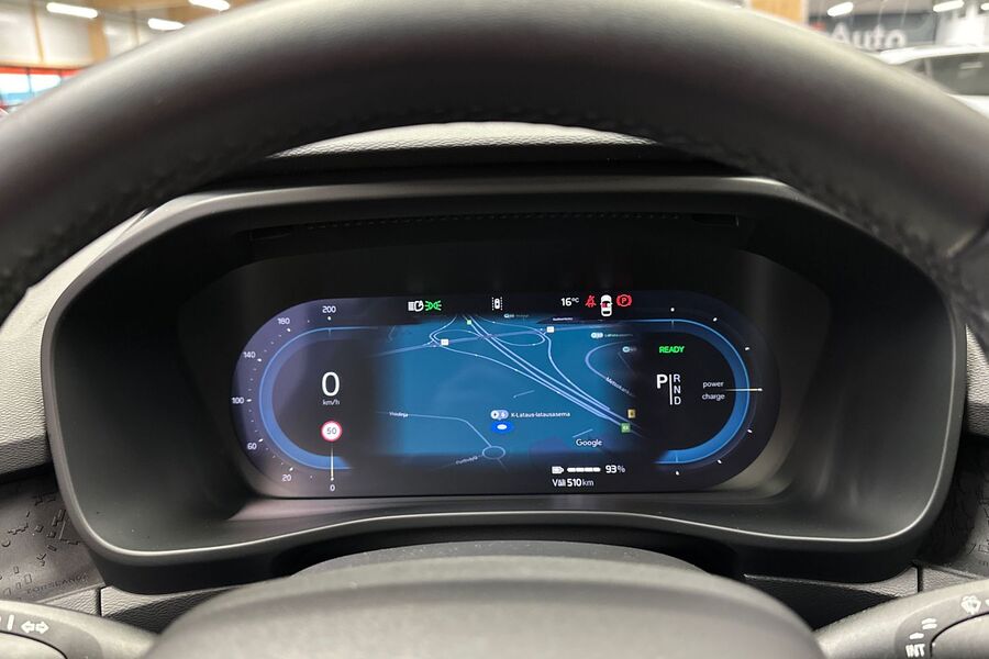 Volvo EX40 vaihtoauto