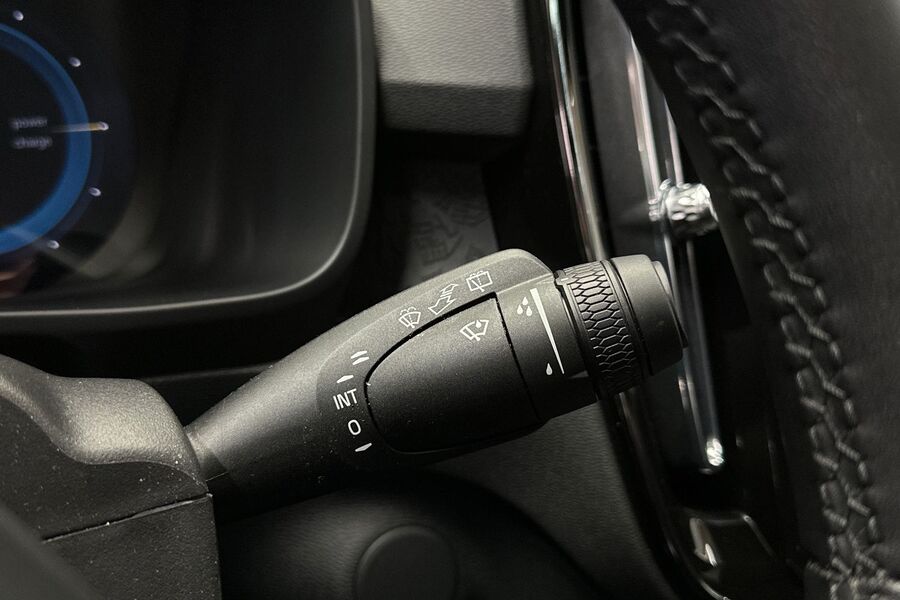 Volvo EX40 vaihtoauto