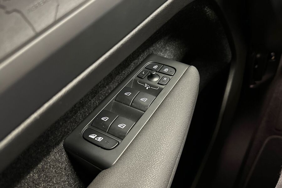 Volvo EX40 vaihtoauto