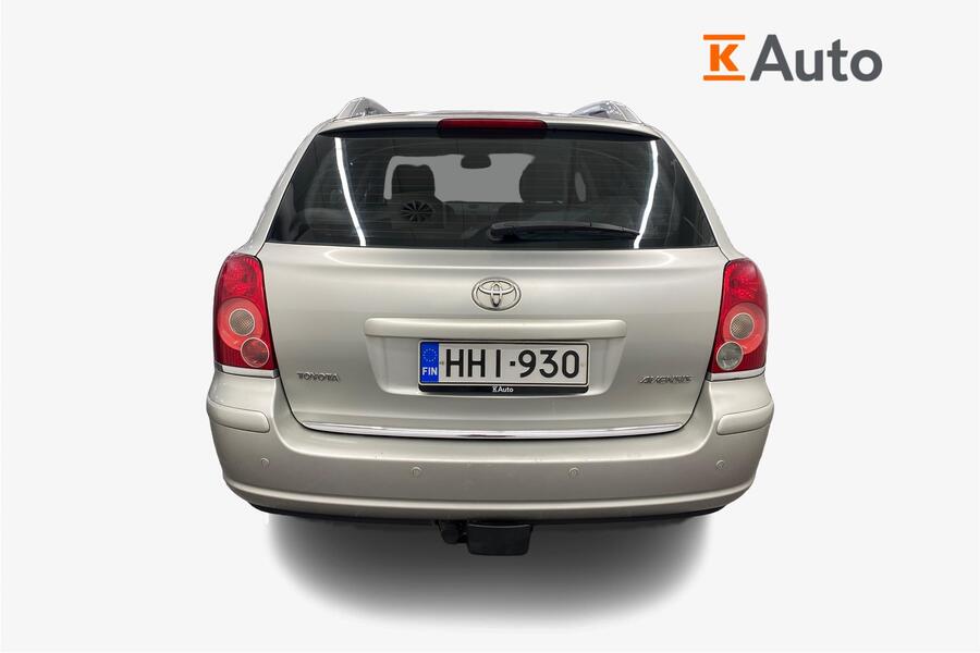 Toyota Avensis vaihtoauto