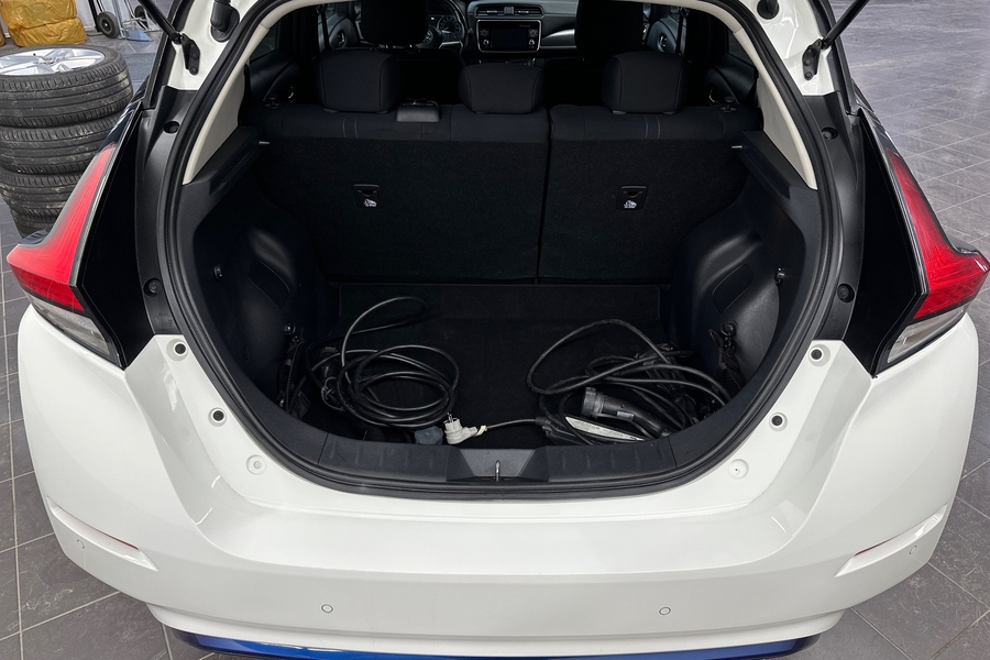 Nissan Leaf vaihtoauto