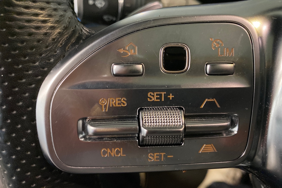 Mercedes-Benz EQC vaihtoauto