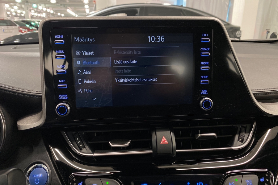 Toyota C-HR vaihtoauto