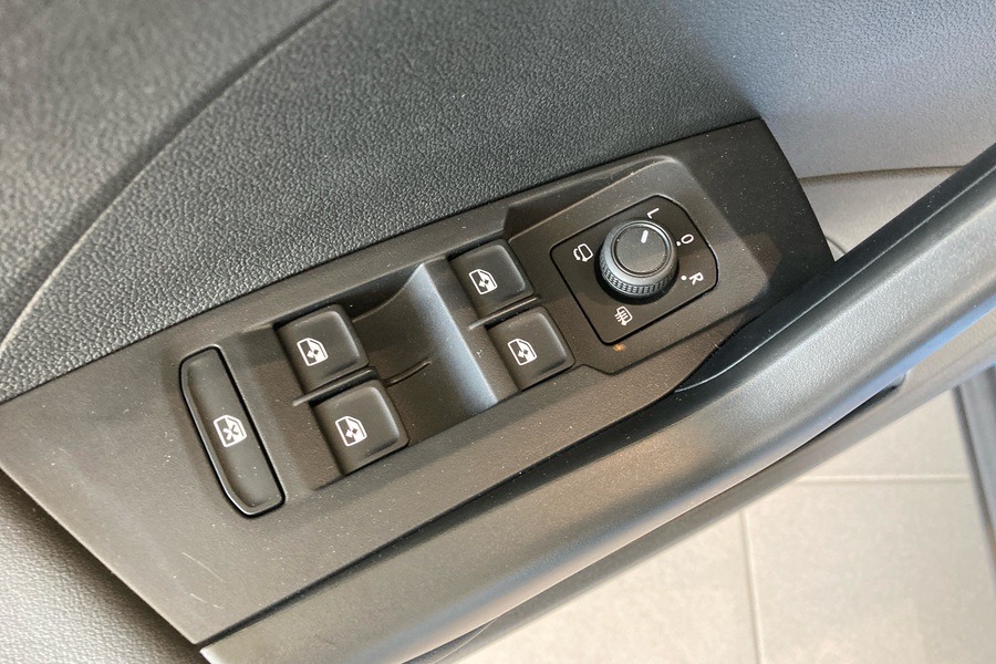 Volkswagen T-Cross vaihtoauto