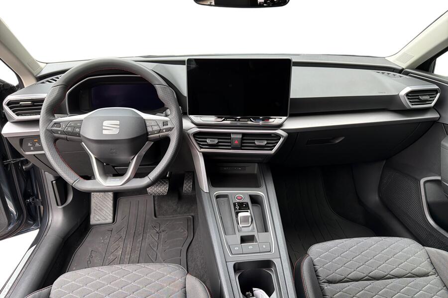 SEAT Leon Sportstourer vaihtoauto