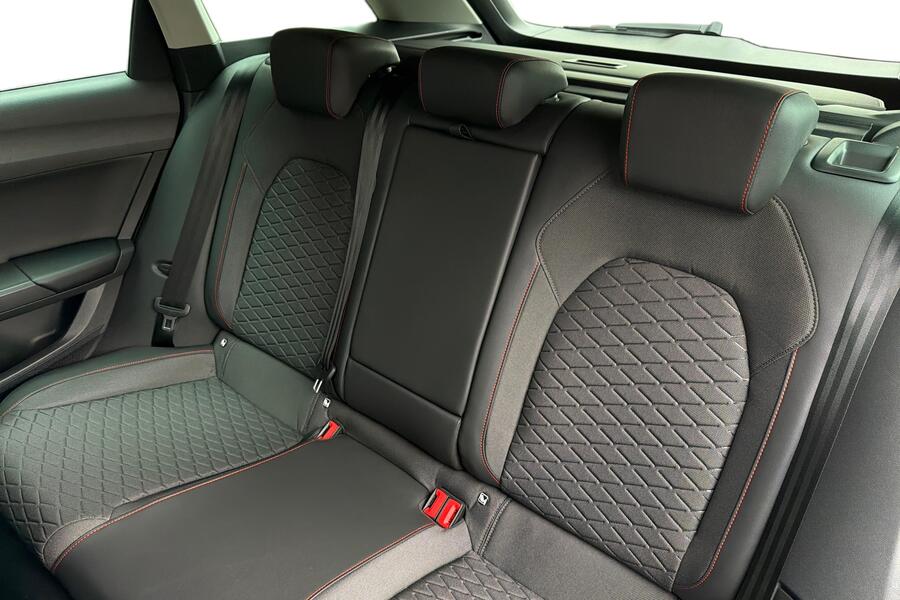 SEAT Leon Sportstourer vaihtoauto