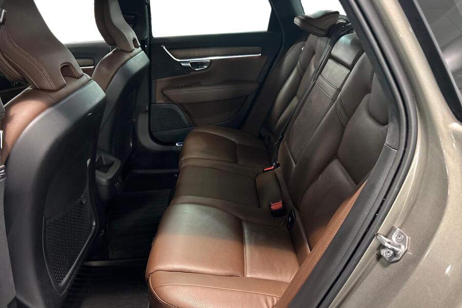 Volvo V90 Cross Country vaihtoauto