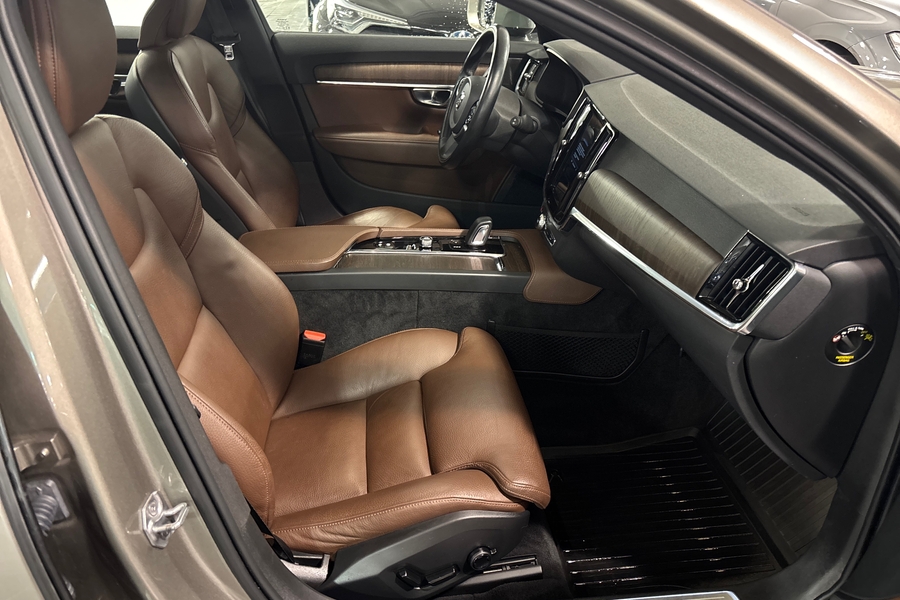 Volvo V90 Cross Country vaihtoauto