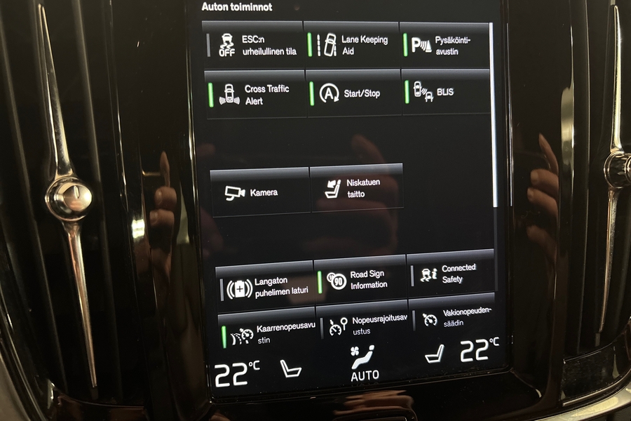 Volvo V90 Cross Country vaihtoauto