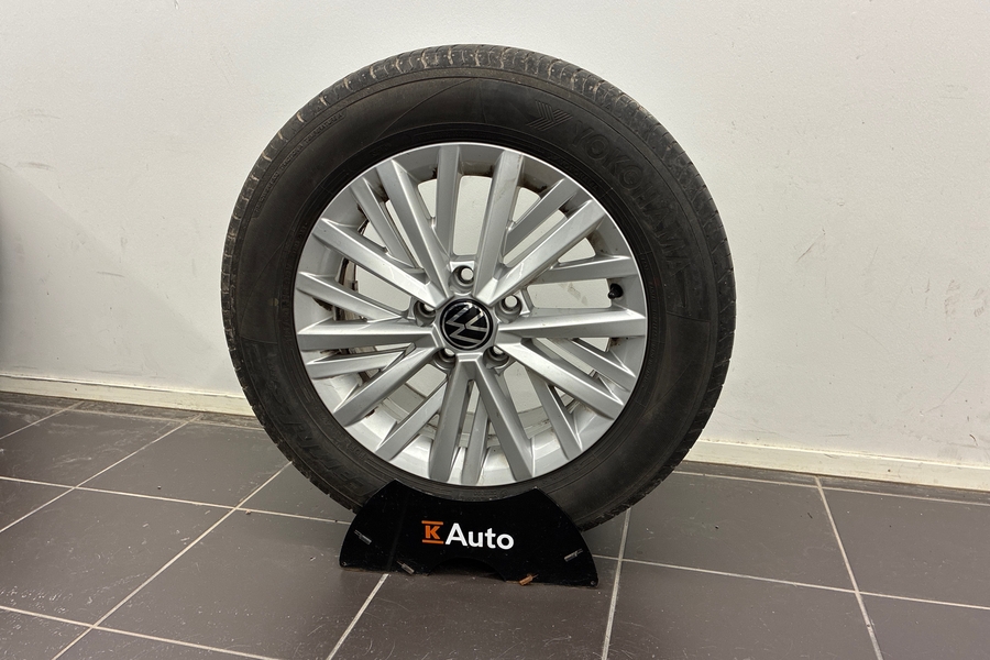 Volkswagen T-Roc vaihtoauto