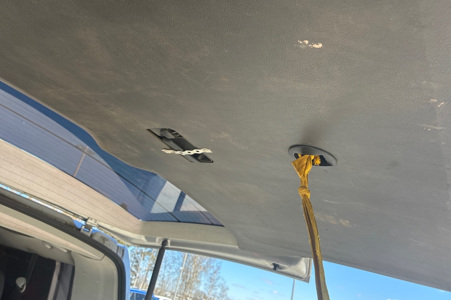 Volkswagen Caravelle vaihtoauto