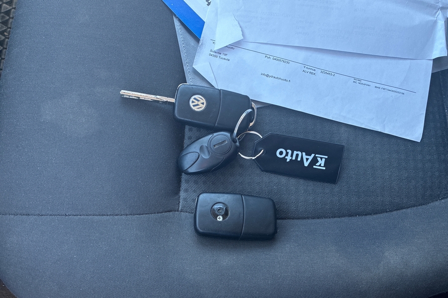 Volkswagen Caravelle vaihtoauto