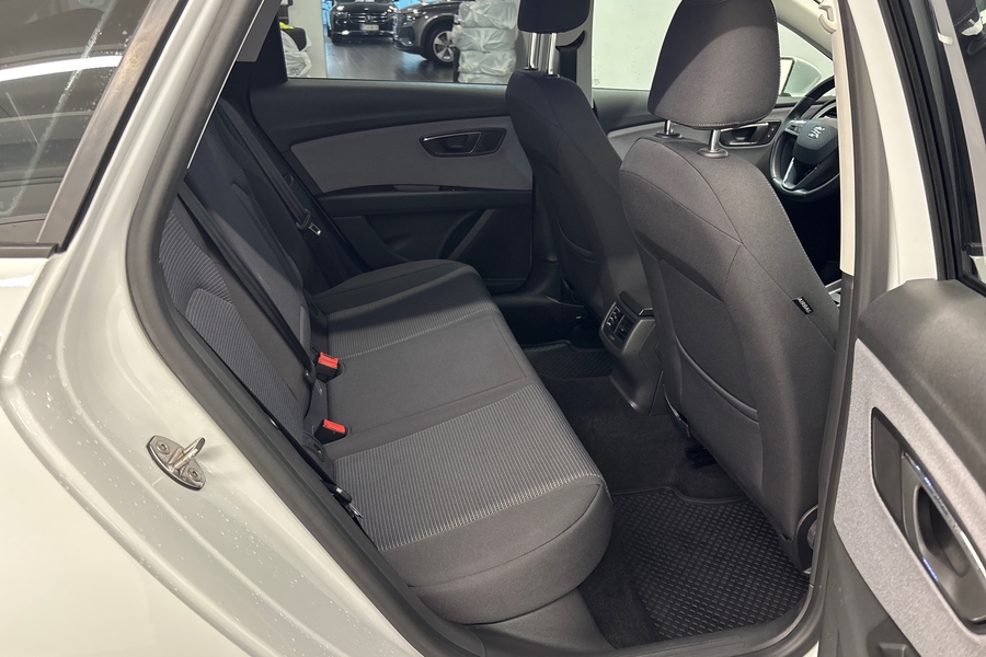 SEAT Leon ST vaihtoauto