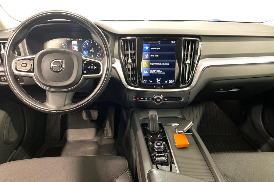 Volvo V60 Cross Country vaihtoauto