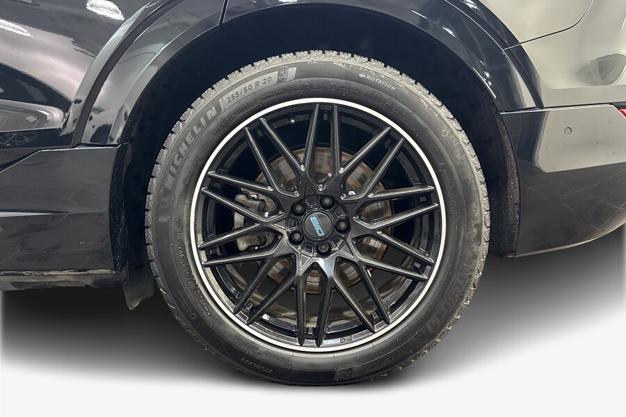 Audi Q8 e-tron vaihtoauto