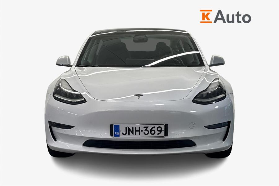Tesla Model 3 vaihtoauto