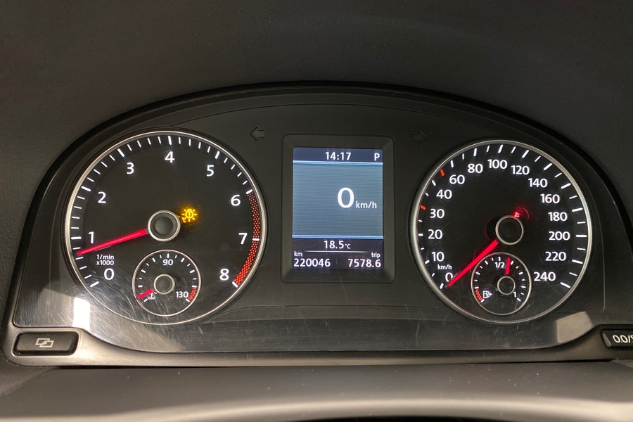 Volkswagen Touran vaihtoauto