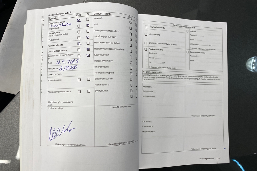 Volkswagen Touran vaihtoauto