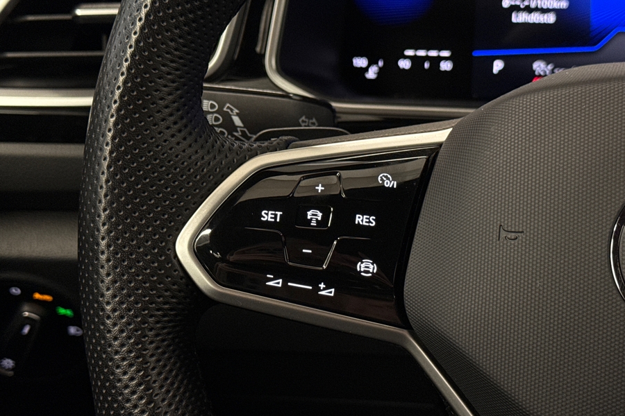 Volkswagen T-Roc vaihtoauto