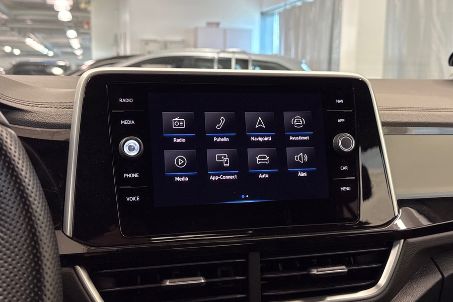 Volkswagen T-Roc vaihtoauto