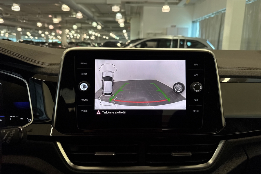 Volkswagen T-Roc vaihtoauto