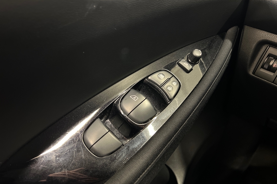 Nissan Leaf vaihtoauto