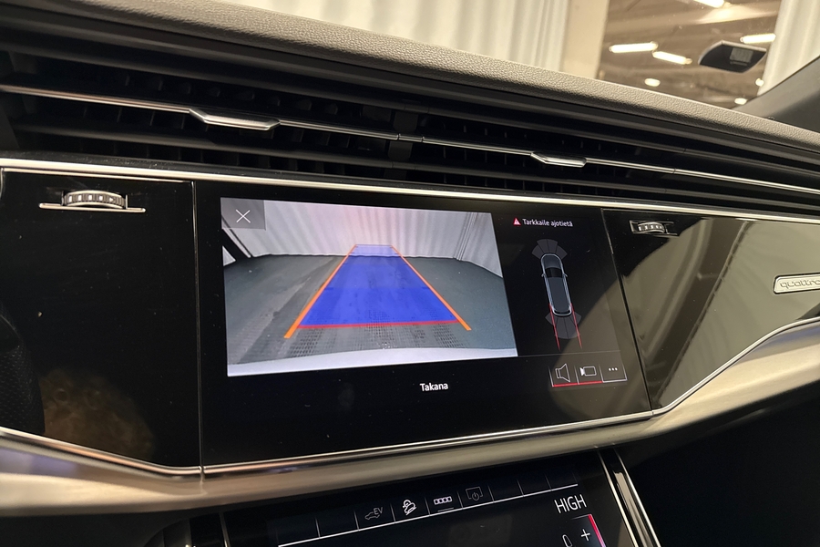 Audi Q7 vaihtoauto