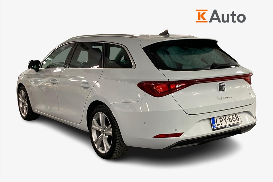 SEAT Leon Sportstourer vaihtoauto