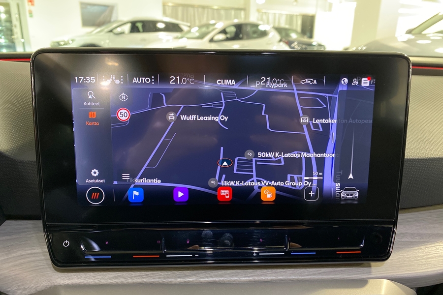 SEAT Leon Sportstourer vaihtoauto