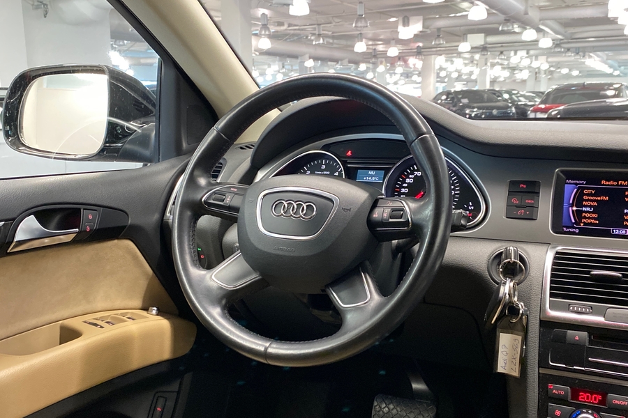 Audi Q7 vaihtoauto