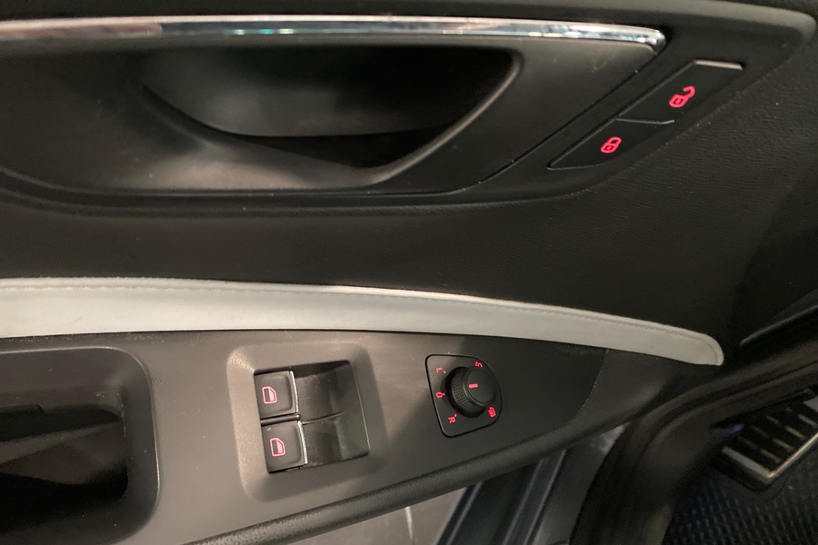 SEAT Leon SC vaihtoauto