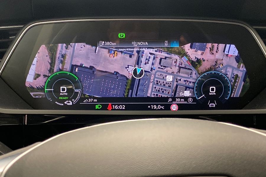 Audi Q8 e-tron vaihtoauto