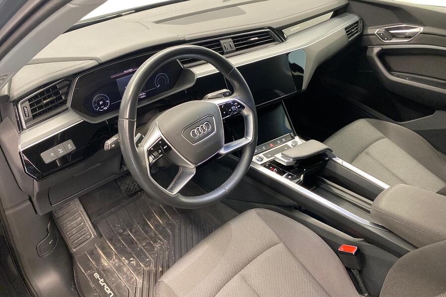 Audi Q8 e-tron vaihtoauto