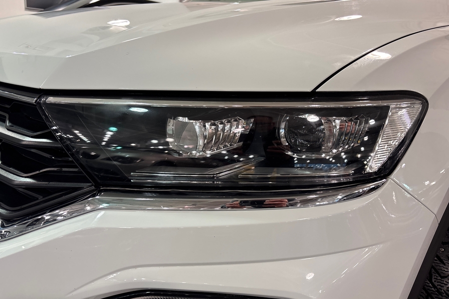 Volkswagen T-Roc vaihtoauto