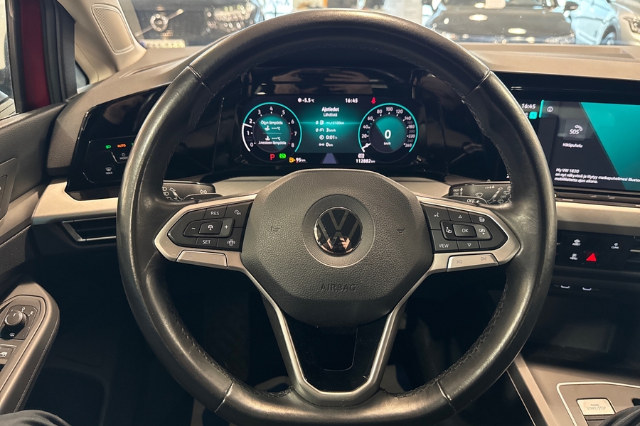 Volkswagen Golf vaihtoauto