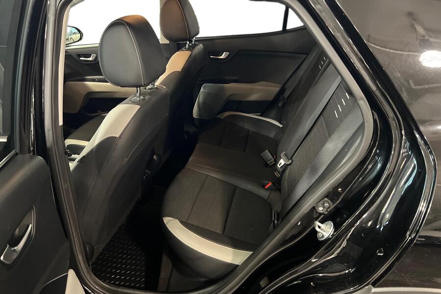 Kia Stonic vaihtoauto