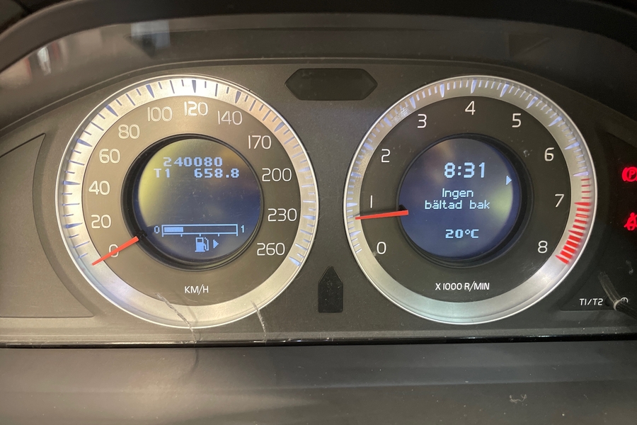 Volvo V70 vaihtoauto