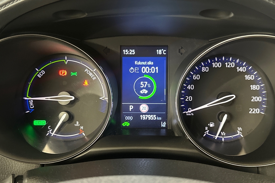 Toyota C-HR vaihtoauto