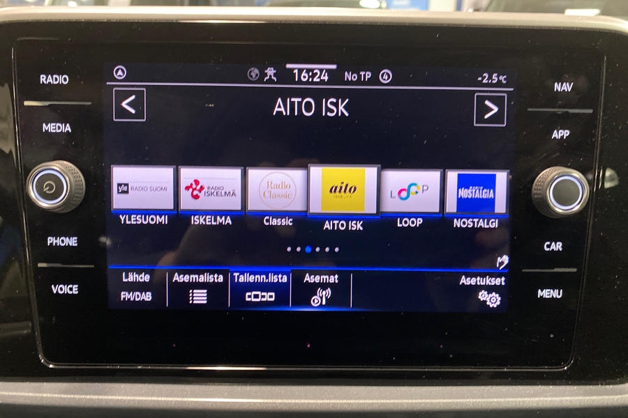 Volkswagen T-Roc vaihtoauto