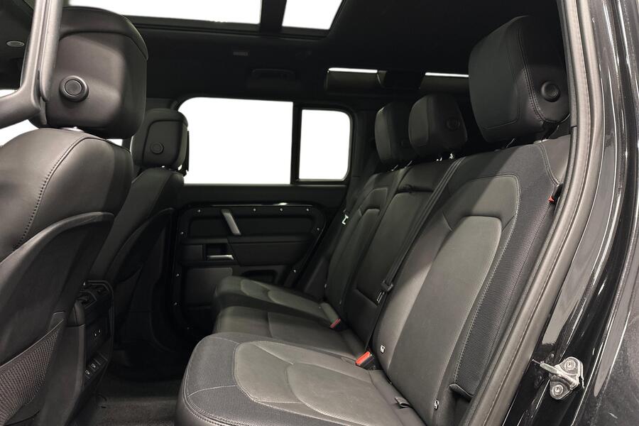 Land Rover Defender vaihtoauto