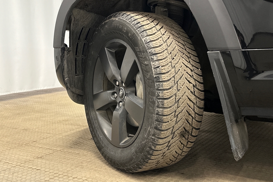 Land Rover Defender vaihtoauto