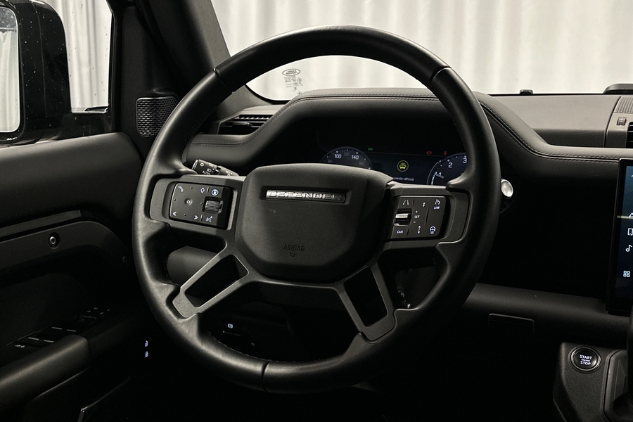 Land Rover Defender vaihtoauto