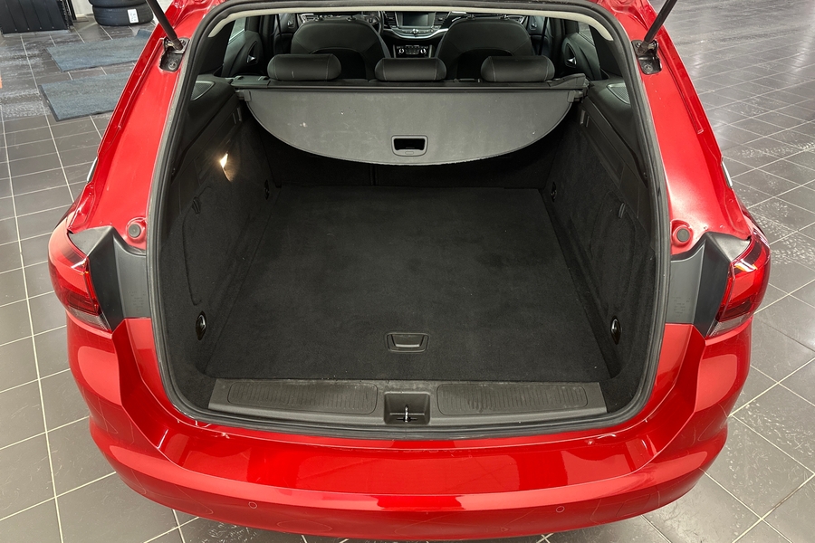 Opel Astra vaihtoauto