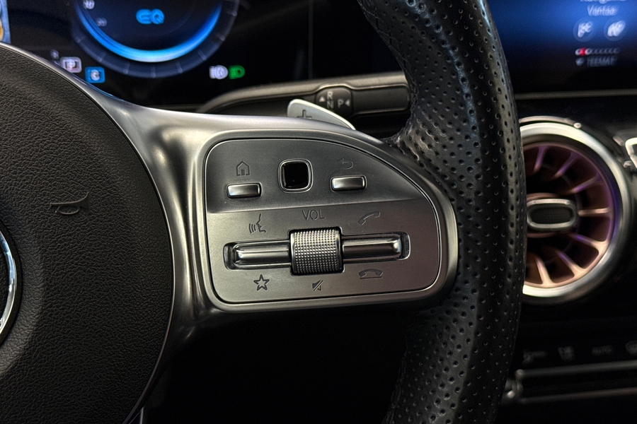 Mercedes-Benz EQA vaihtoauto