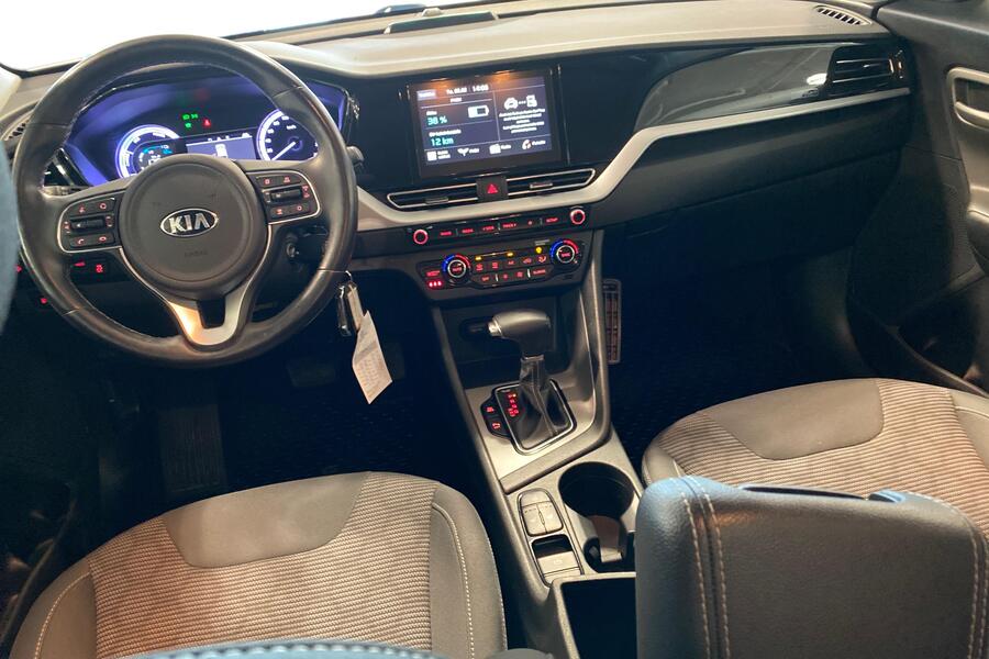 Kia Niro plug-in vaihtoauto