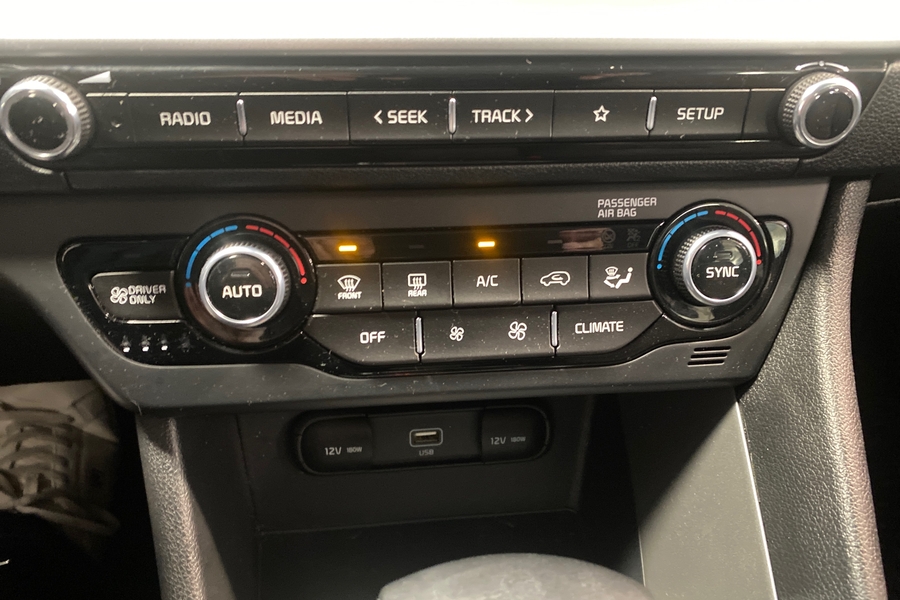 Kia Niro plug-in vaihtoauto