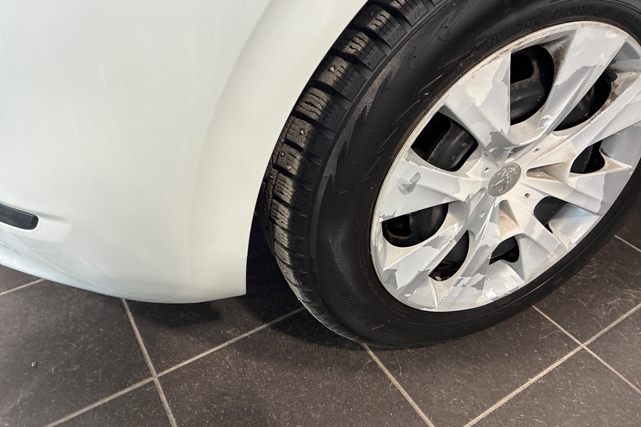 Peugeot 208 vaihtoauto