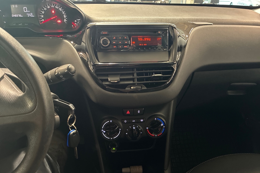 Peugeot 208 vaihtoauto