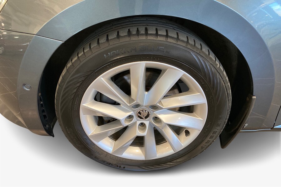 Skoda Superb vaihtoauto